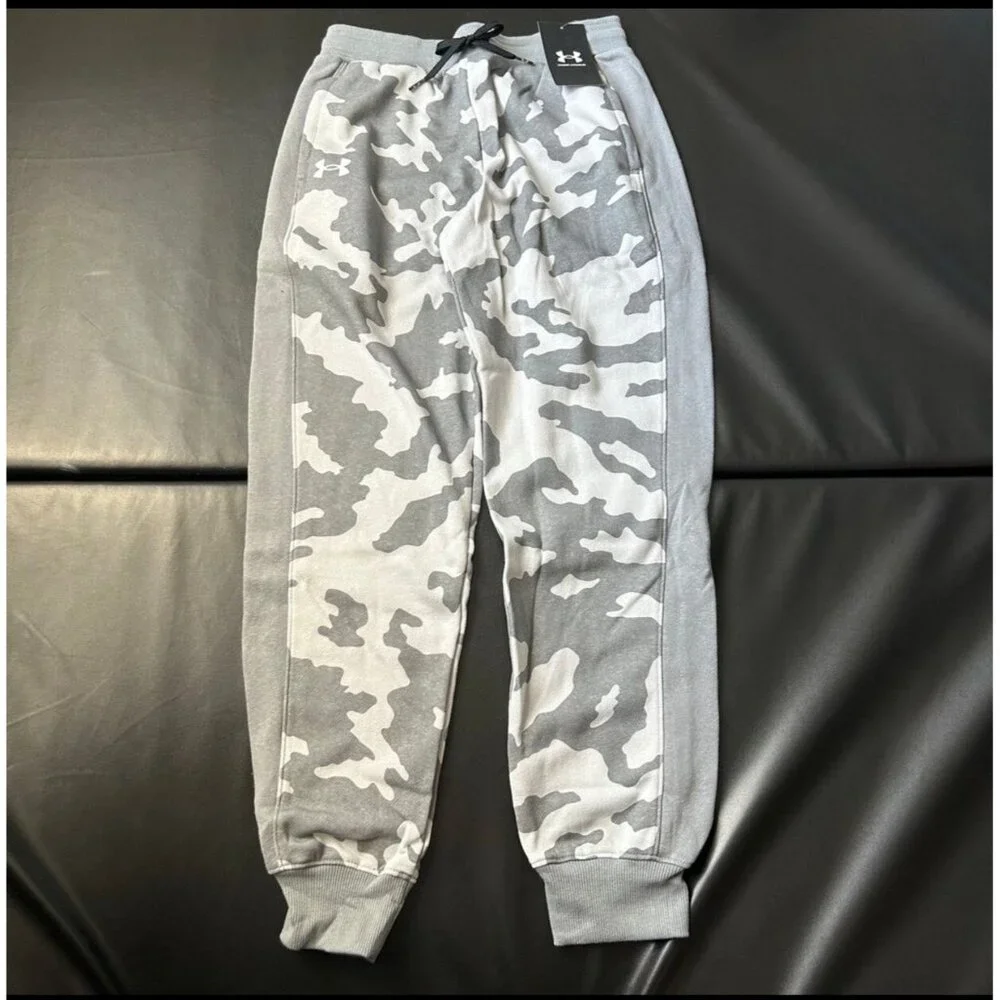 NWT Under Armour Jogger & Tee Set Boys Youth Size Medium